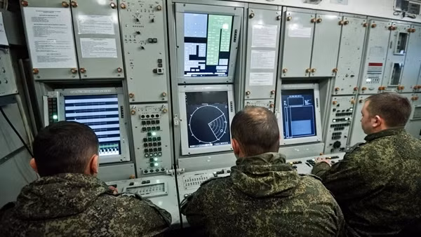 Nga bắt đầu ngừng bắn ở Ukraine, Moskva bị tấn công UAV
