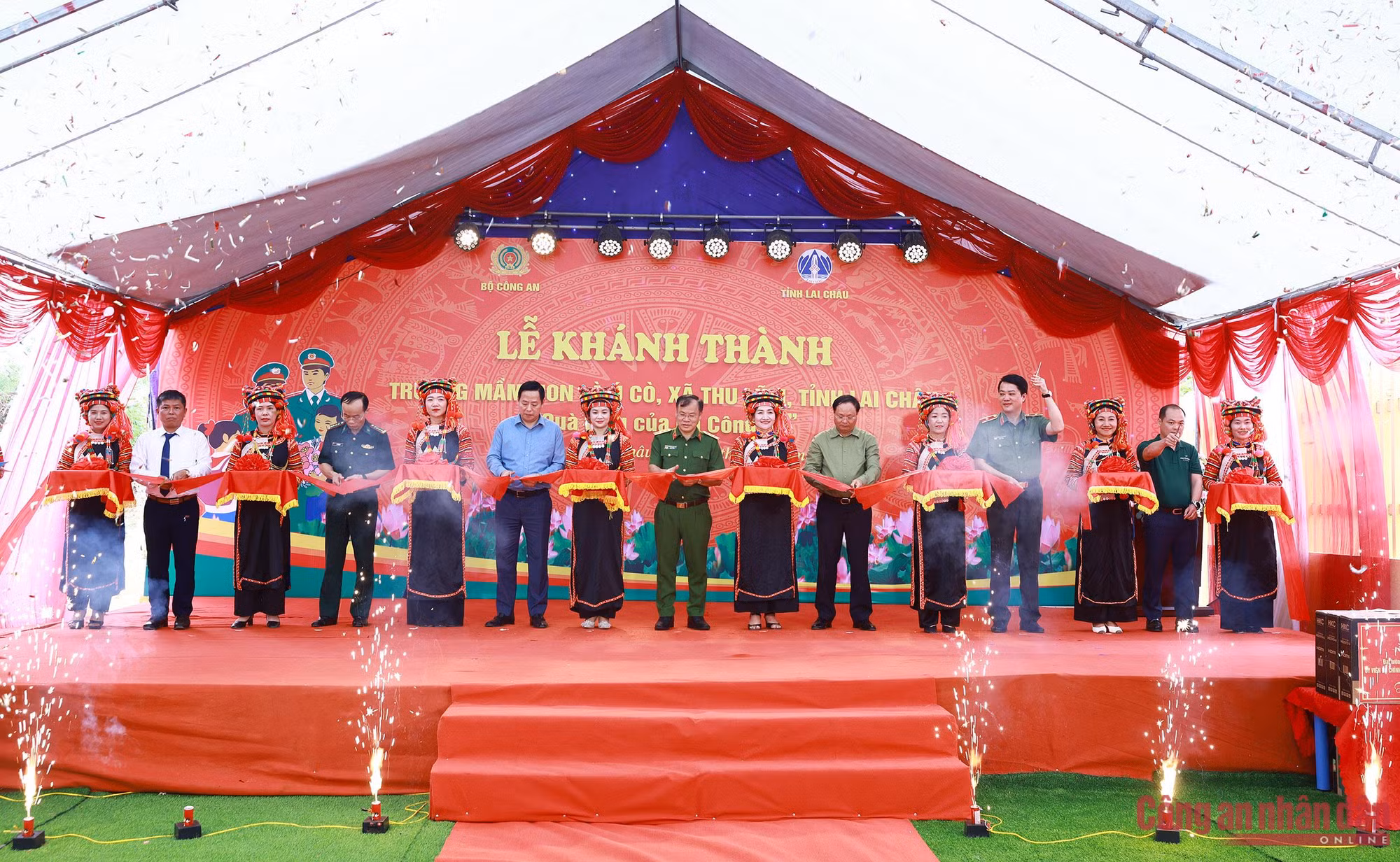 Chắp cánh ước mơ cho trẻ em nơi biên cương Thu Lũm -0
