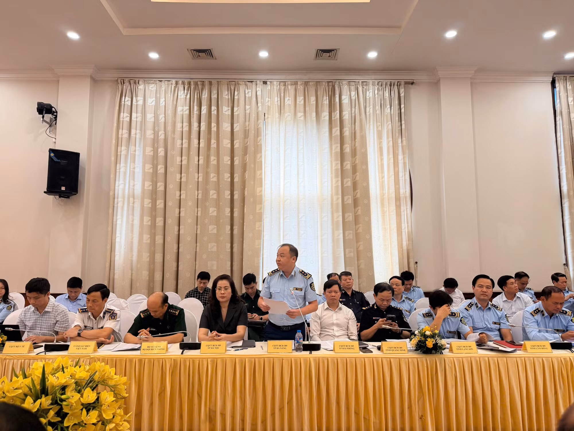 Khởi tố hình sự 1.464 vụ buôn lậu và hàng giả trong 4 tháng đầu năm 2026 -0