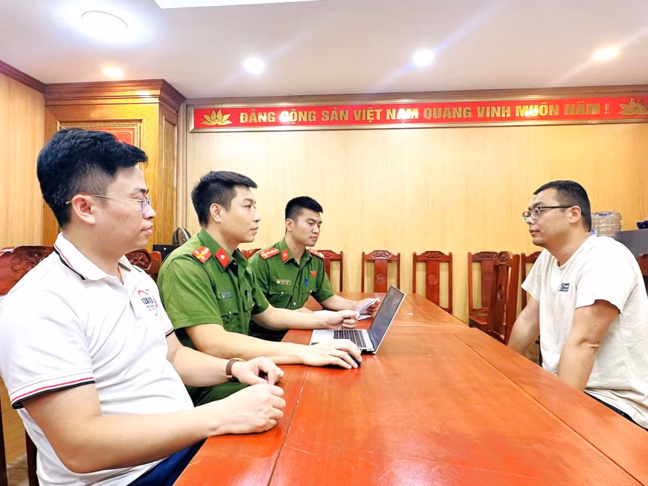 Lật tẩy thủ đoạn xả thải “khủng” tại trang trại NewHope Thanh Hóa -0