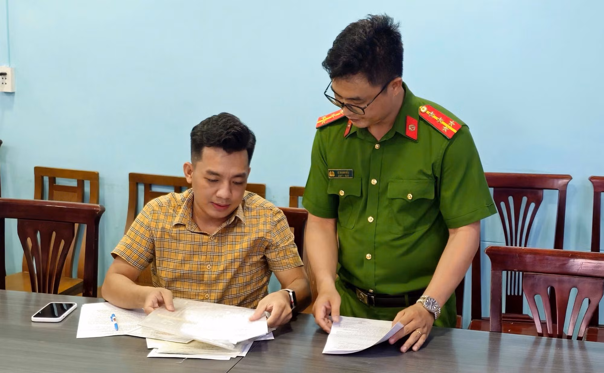 TP Hồ Chí Minh: Siết chặt “vòng vây” an ninh tại các cơ sở kinh doanh lưu trú -0