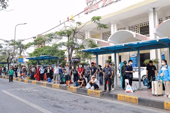 Transerco phục vụ an toàn cho hàng trăm nghìn hành khách đi lại&nbsp;dịp nghỉ lễ 30/4 và 1/5 -0