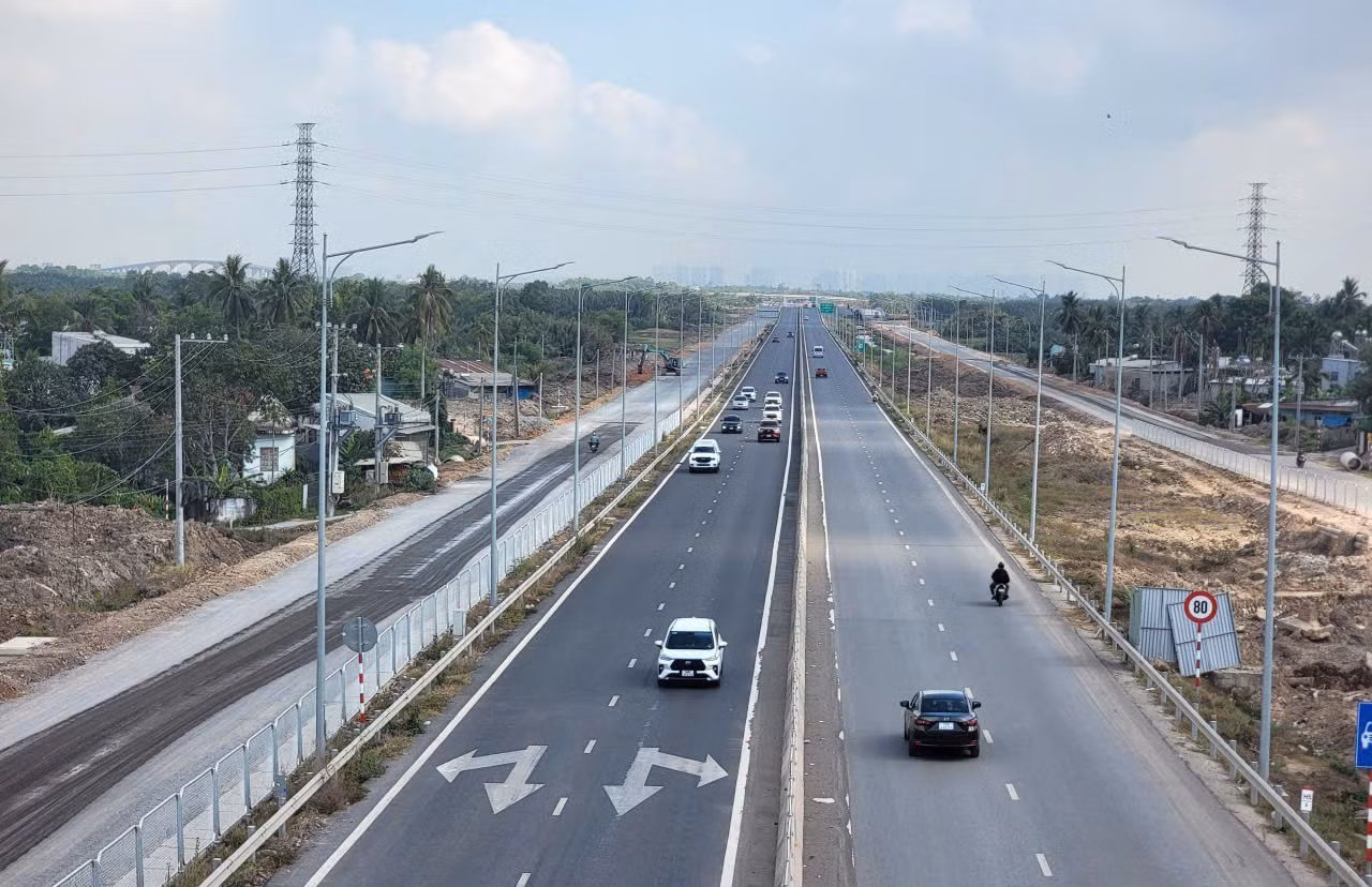 TP Hồ Chí Minh tháo gỡ khó khăn, tăng tốc các công trình giao thông trọng điểm quốc gia -0