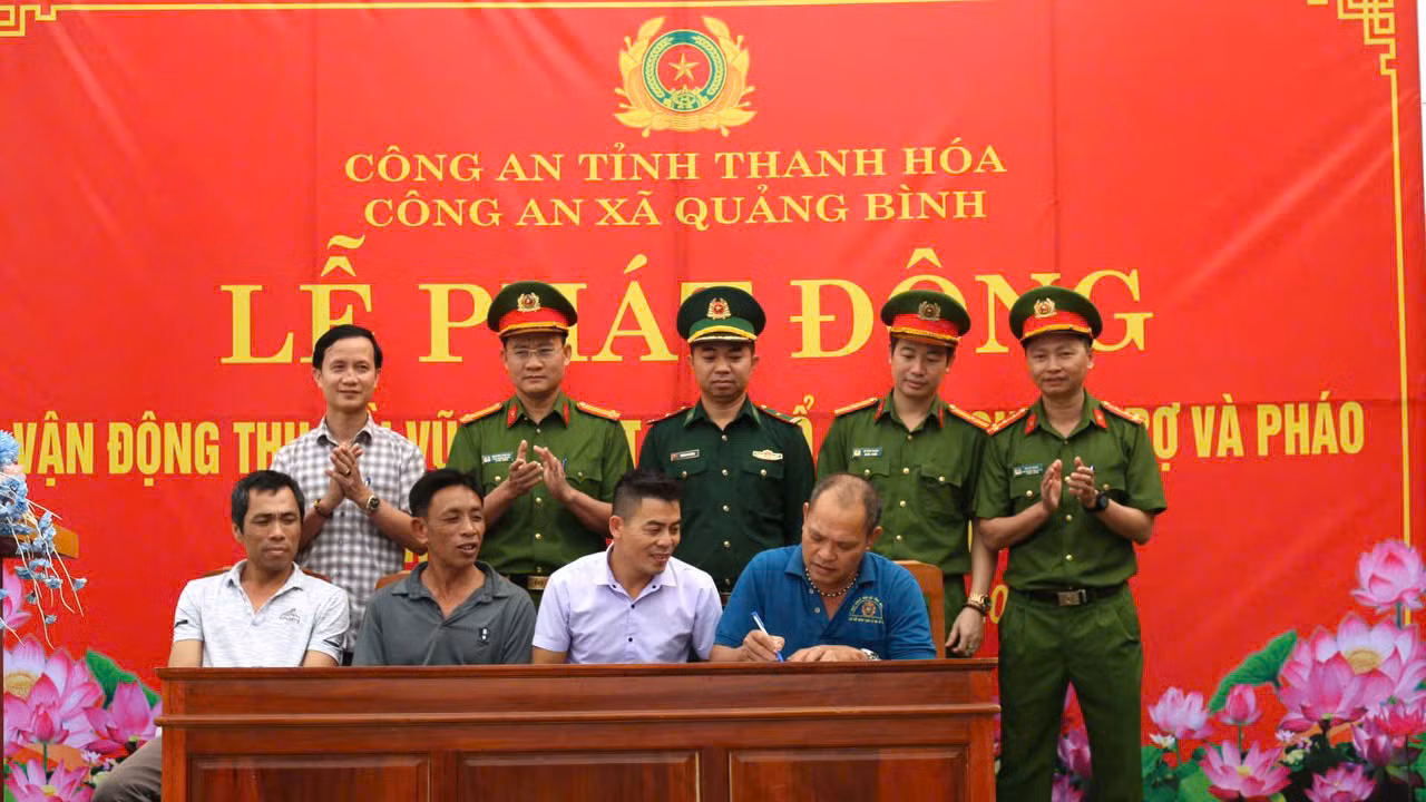 Cách làm hay trong công tác vận động, thu hồi 6930 khẩu súng -0