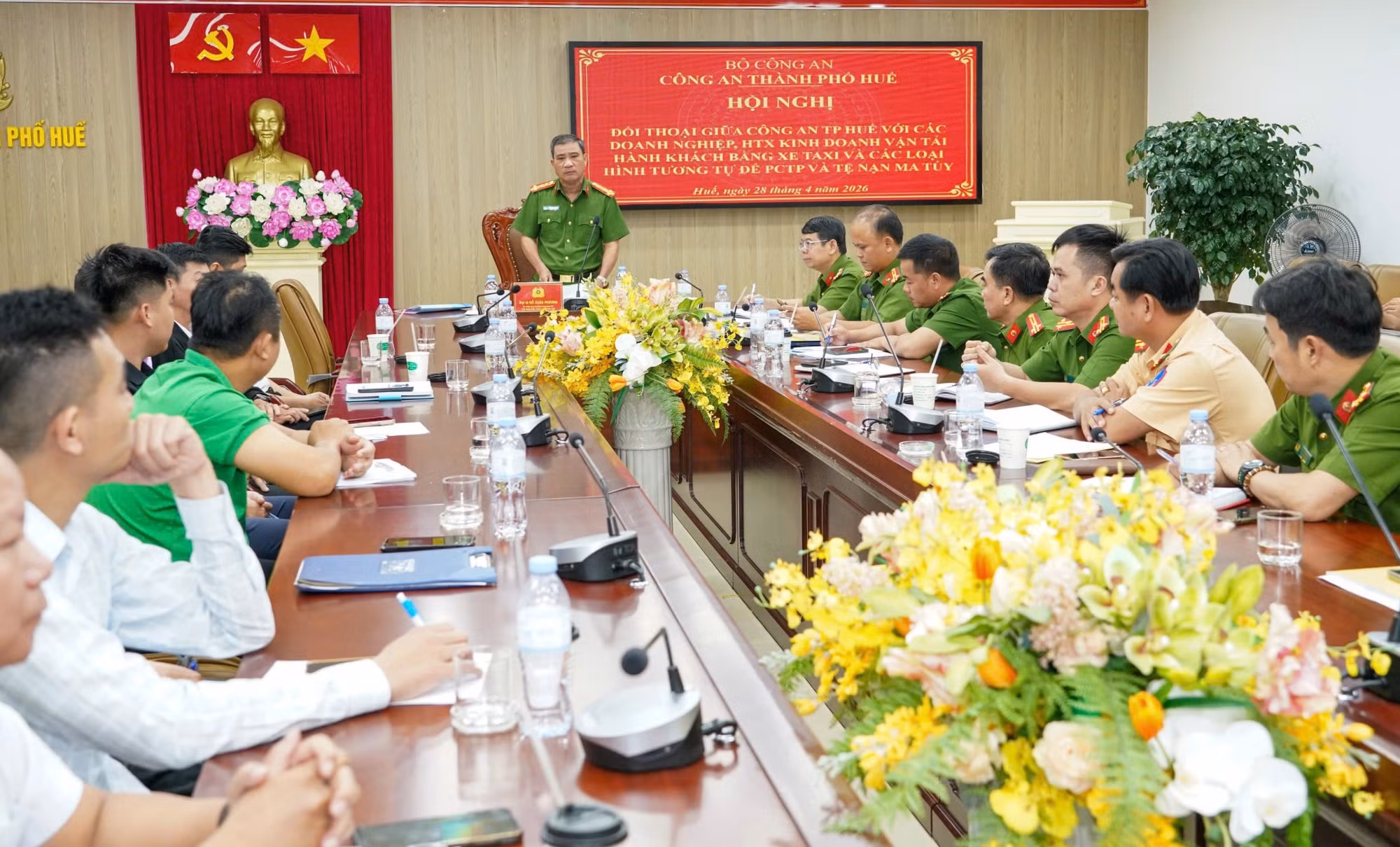 Huế siết chặt quản lý hoạt động vận tải để ngăn ngừa tội phạm ma túy -0