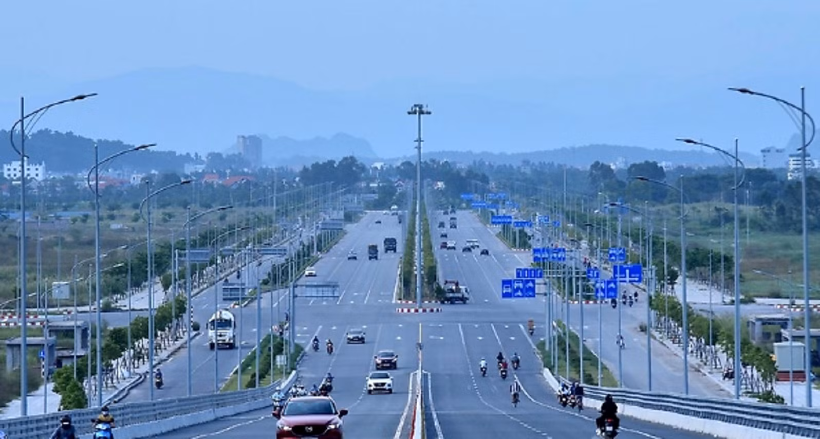 Không để cướp đường lộng hành -0