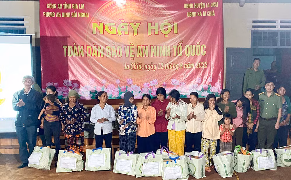 Ngày hội toàn dân bảo vệ an ninh Tổ quốc nhiều ý nghĩa tại Gia Lai -0