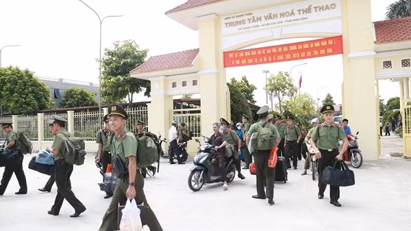 Trường Cao đẳng ANND I đưa học viên xuống cơ sở "3 cùng" với dân