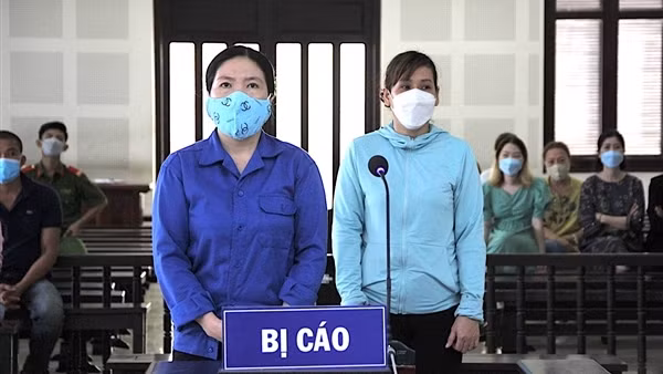 Xét xử vụ nữ “đại gia” vỡ nợ 1.300 tỷ đồng chiếm đoạt sổ hồng của dân