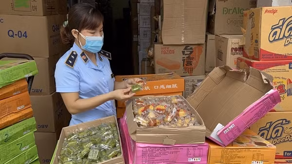 Thu giữ gần 11.000 bánh Trung thu không rõ nguồn gốc