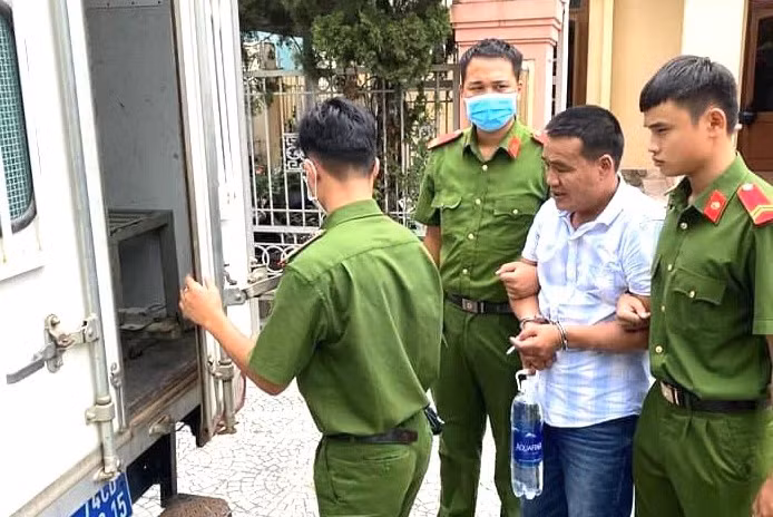 Giả tâm thần để nhiều lần gây án -0