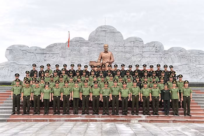 Giáo dục chính trị, tư tưởng, góp phần xây dựng lực lượng CAND thật sự trong sạch, vững mạnh -0