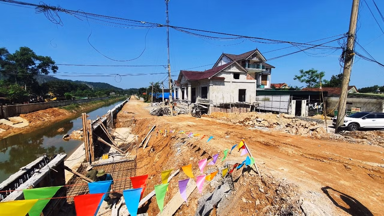 Thi công dự án thủy lợi nghìn tỷ làm khổ dân -0