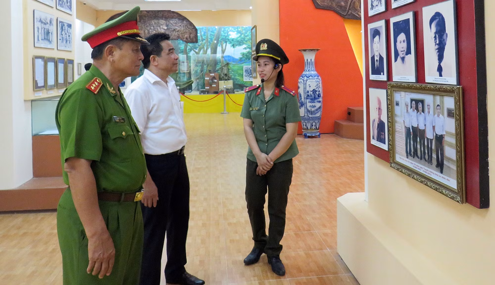 Chuyện những người lính “giữ lửa” truyền thống An ninh khu V -0