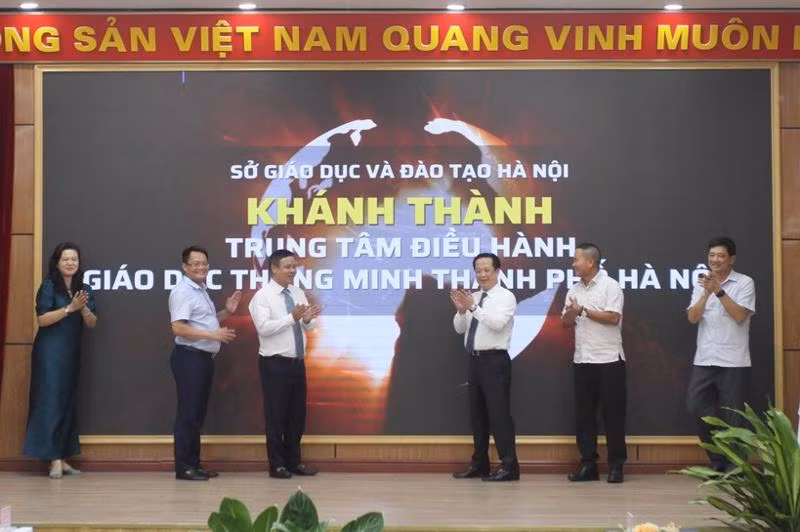 Địa phương đầu tiên quản lý trường học qua trung tâm điều hành giáo dục thông minh -0