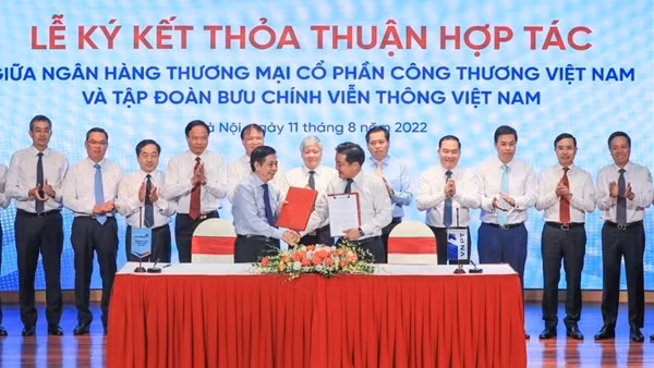 VNPT hợp tác xây dựng hệ sinh thái tài chính số toàn diện với Tập đoàn Bảo Việt và Ngân hàng Vietinbank