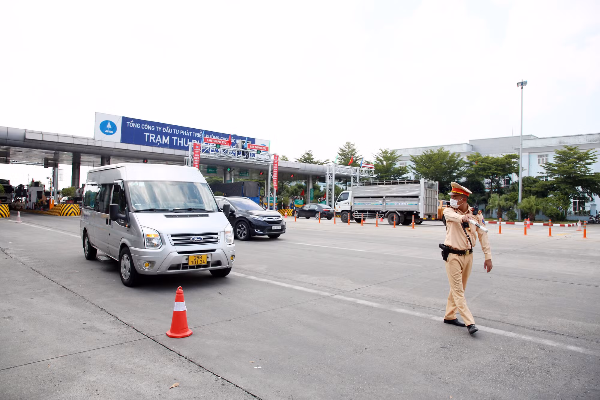 10 ngày cao điểm xử phạt gần 80 ma men cùng tài xế dùng ma túy -0