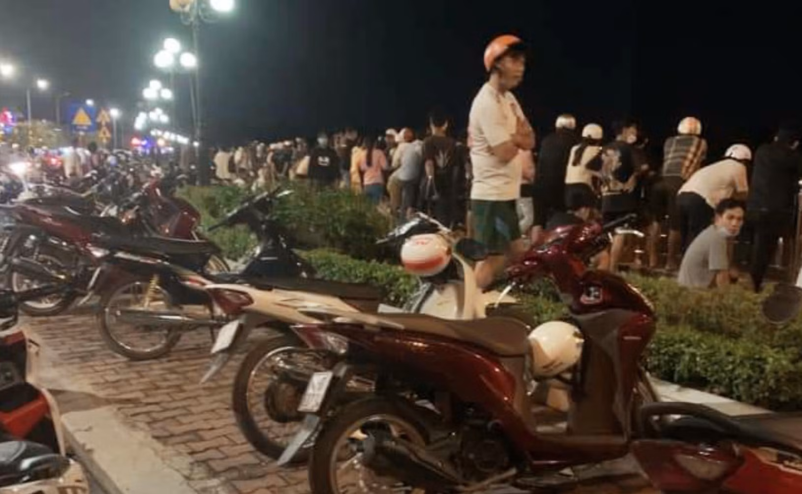 Đang tìm kiếm nam thanh niên mất tích dưới sông Vàm Cỏ Tây -0