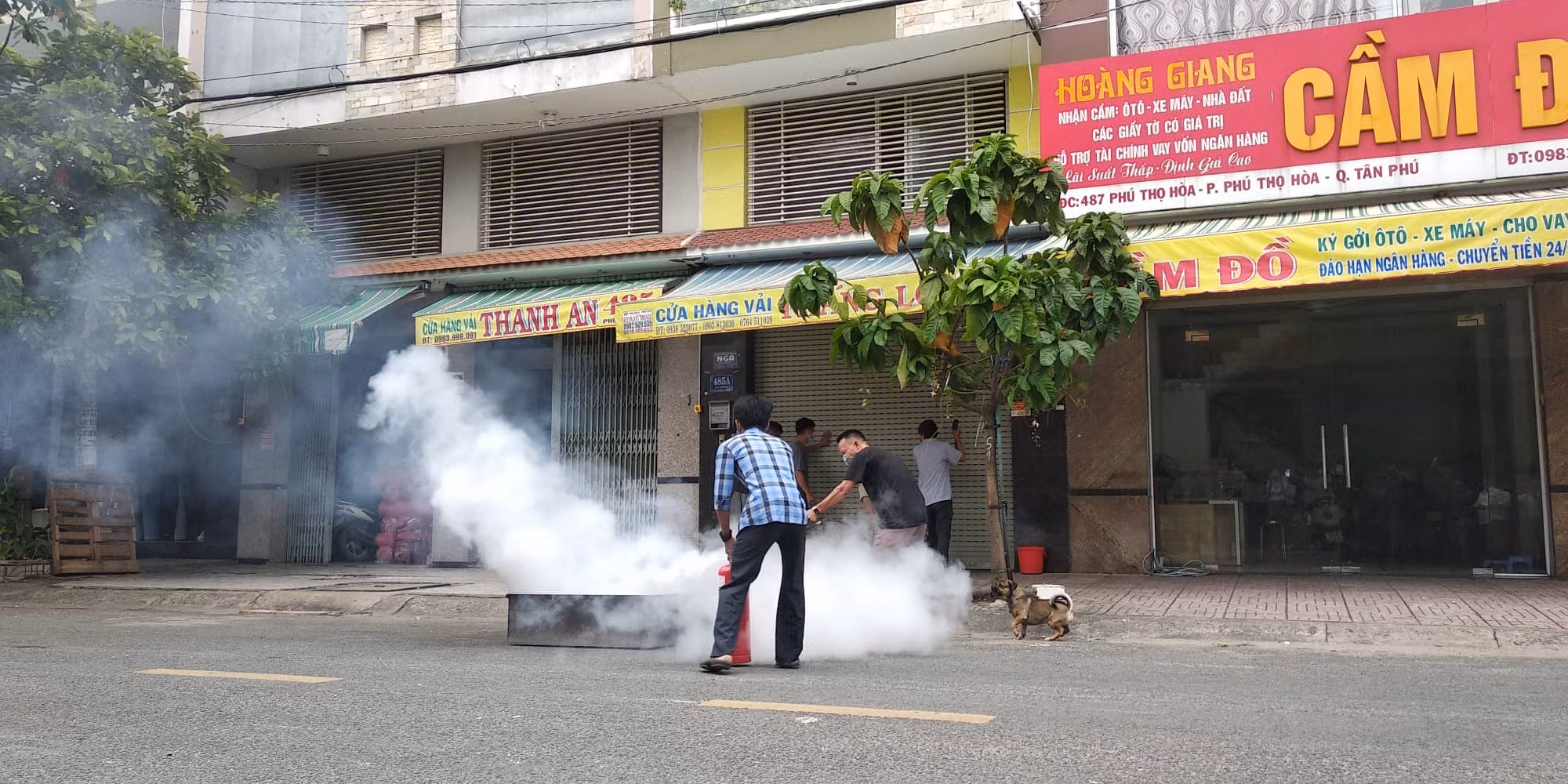 Bất ngờ trước phản ứng nhanh gọn lẹ, hiệu quả của các thành viên “Tổ liên gia an toàn PCCC”. -0