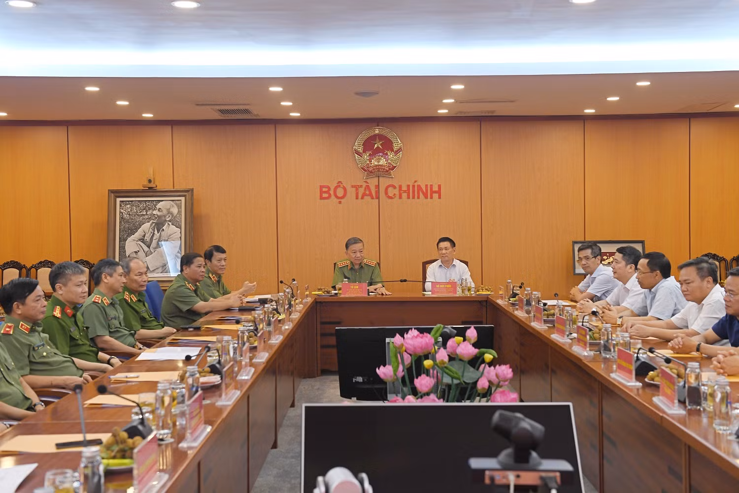 Tăng cường công tác phối hợp giữa Bộ Công an - Bộ Tài Chính -0
