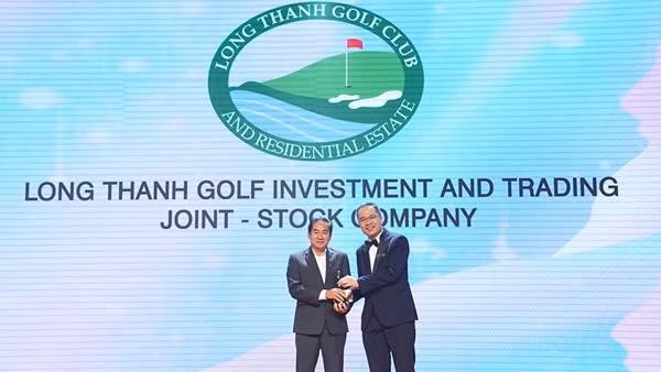 Golf Long Thành năm thứ 2 liên tiếp được vinh danh “Nơi làm việc tốt nhất châu Á 2022”