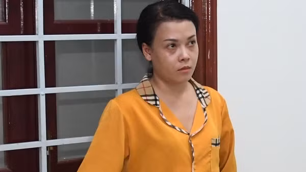 Cô gái trẻ cùng bạn trai bị khởi tố vì buôn bán ma túy