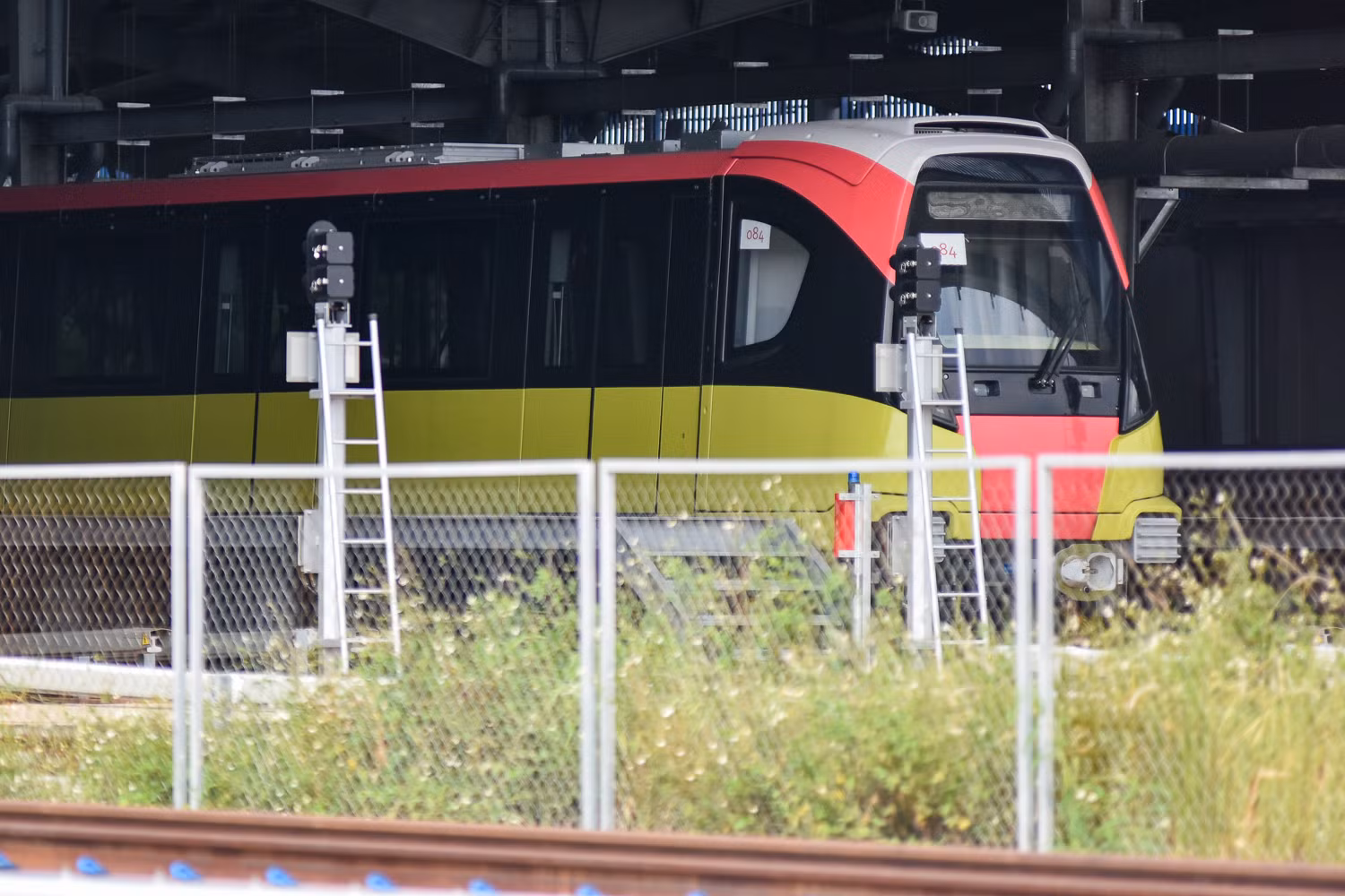 Ngổn ngang Depot Nhổn trước thời hạn chót -7