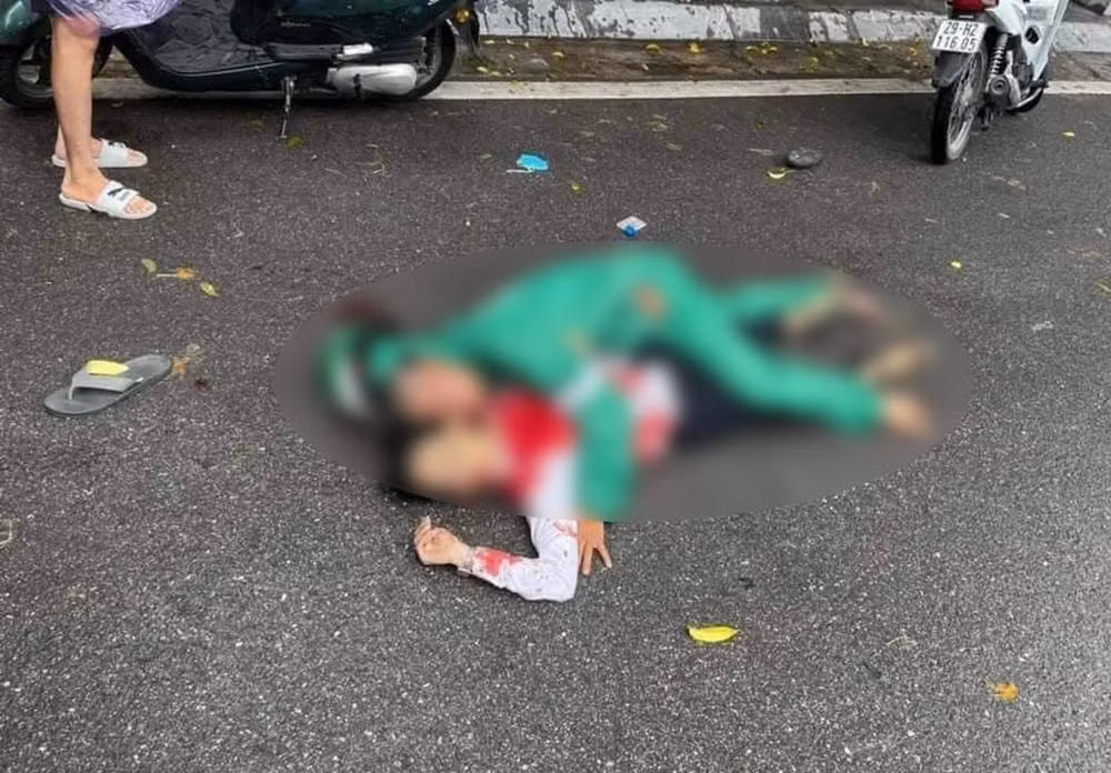 Đang điều tra vụ án mạng trên phố Hàng Bài -0