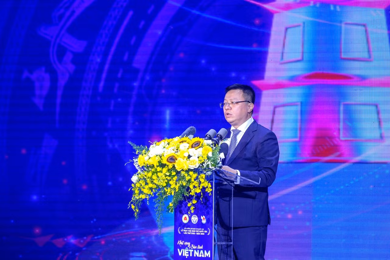 Người làm báo cách mạng phải đáp ứng đòi hỏi cao về trí tuệ, bản lĩnh, trách nhiệm và sự dấn thân -0