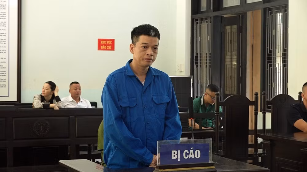 Giám đốc thuê xe đi cầm, chiếm đoạt hơn 2,7 tỷ đồng -0