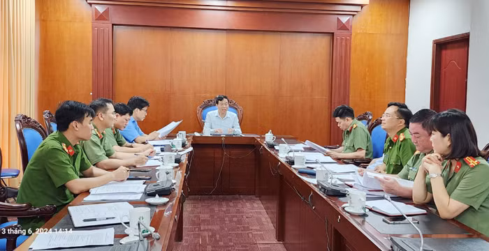 Bài 1: Giữ vững ANTT ở thôn, bản, góp phần phát triển kinh tế, xã hội -0