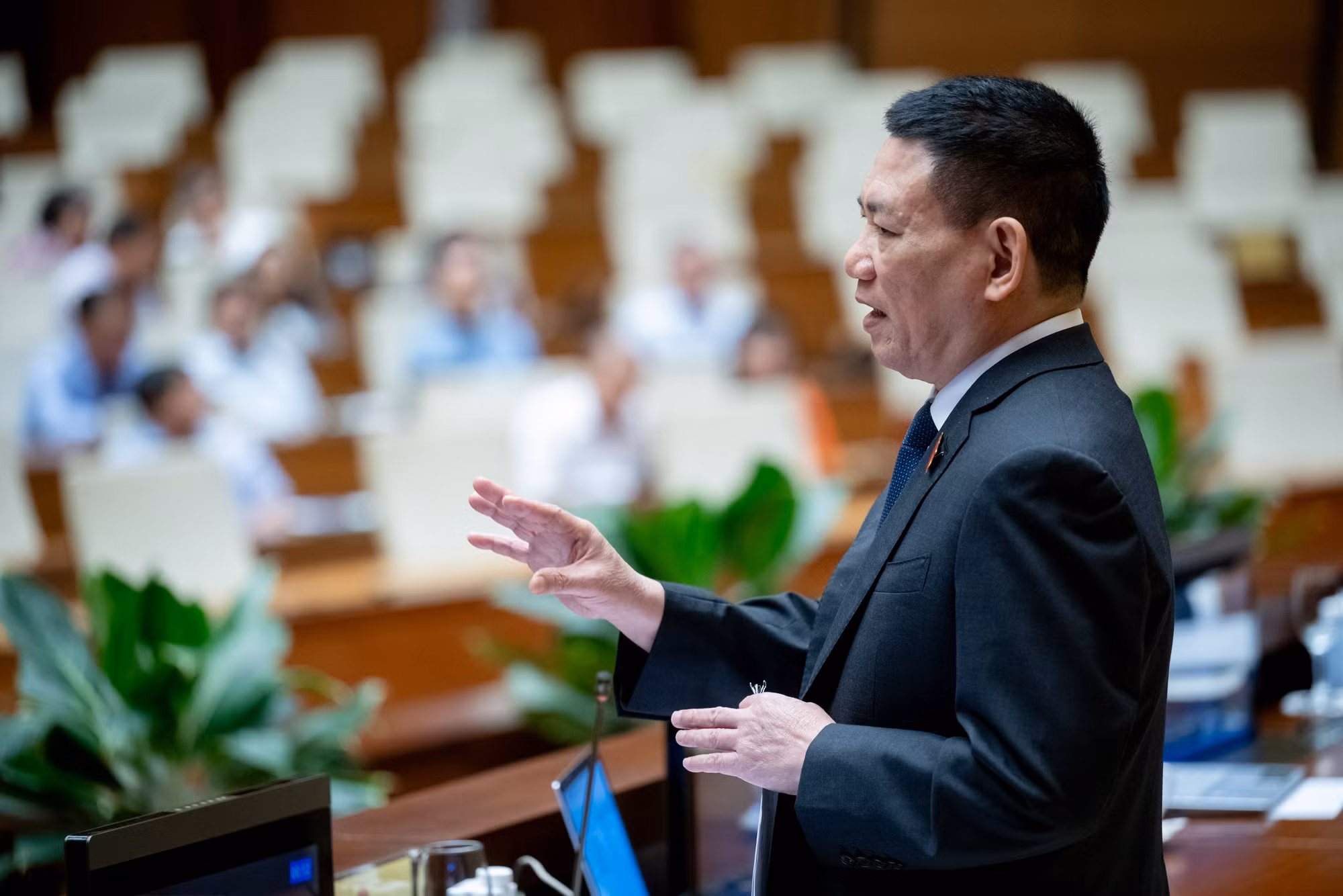 Không thu thuế hàng nhập khẩu giá trị nhỏ, ngân sách Nhà nước thất thu một khoản khá lớn -0