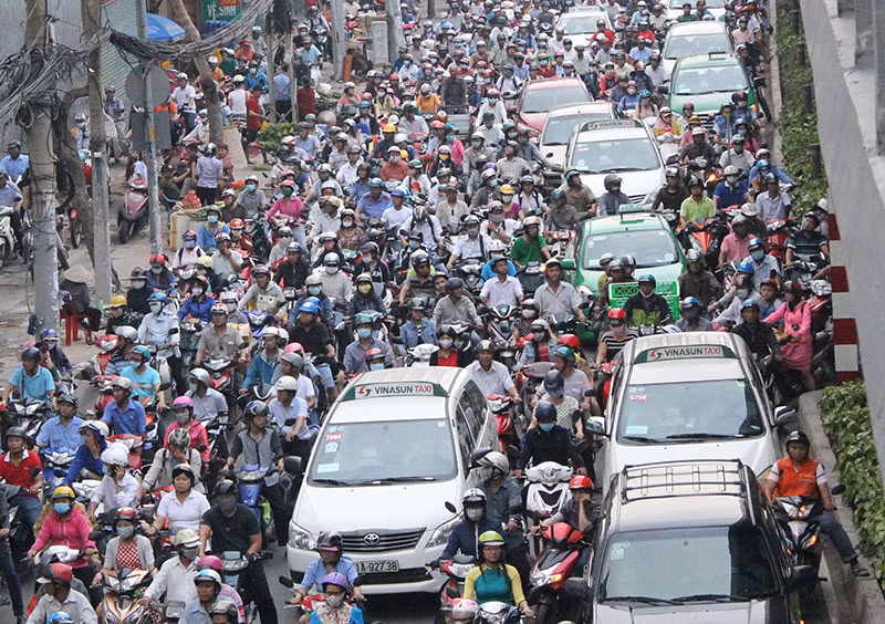 Phát triển “nóng” kinh doanh nhưng không đầu tư bến bãi (bài 2) -0