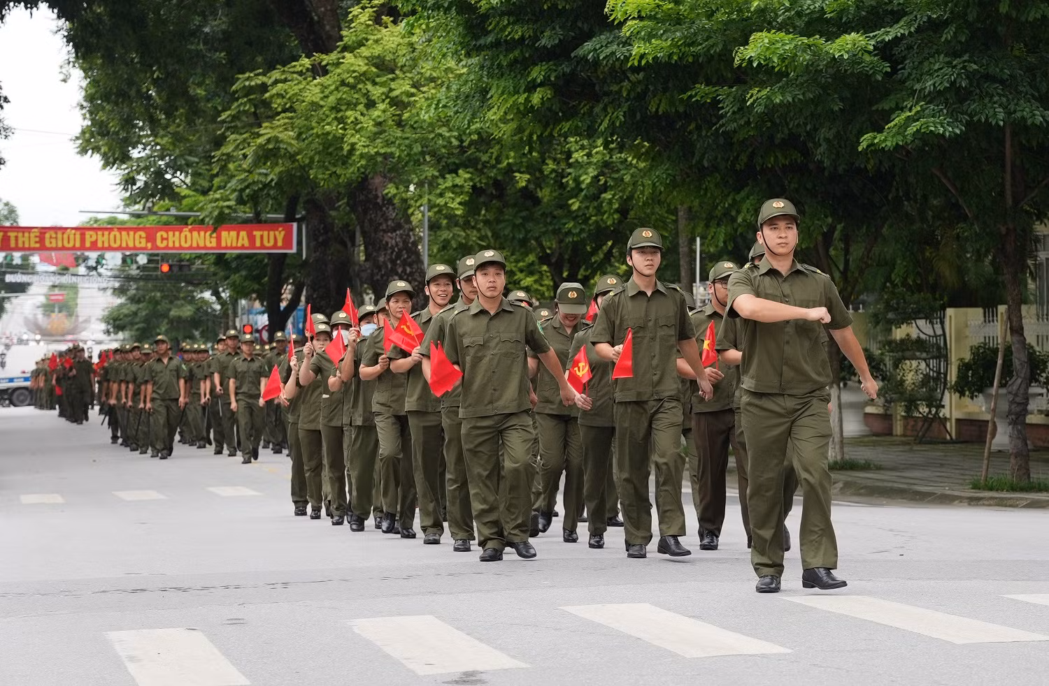 diễn luyện chương trình diễu hành, biểu dương lực lượng.jpg -0
