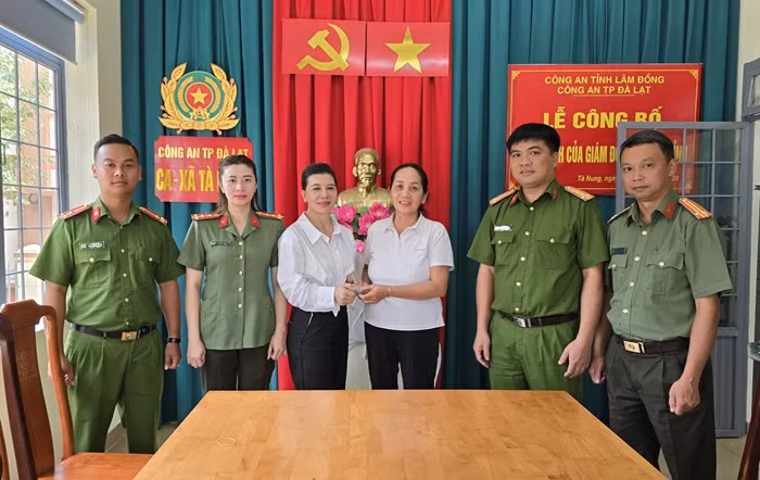 Được Công an báo mới biết đã chuyển nhầm tiền cho người lạ -0