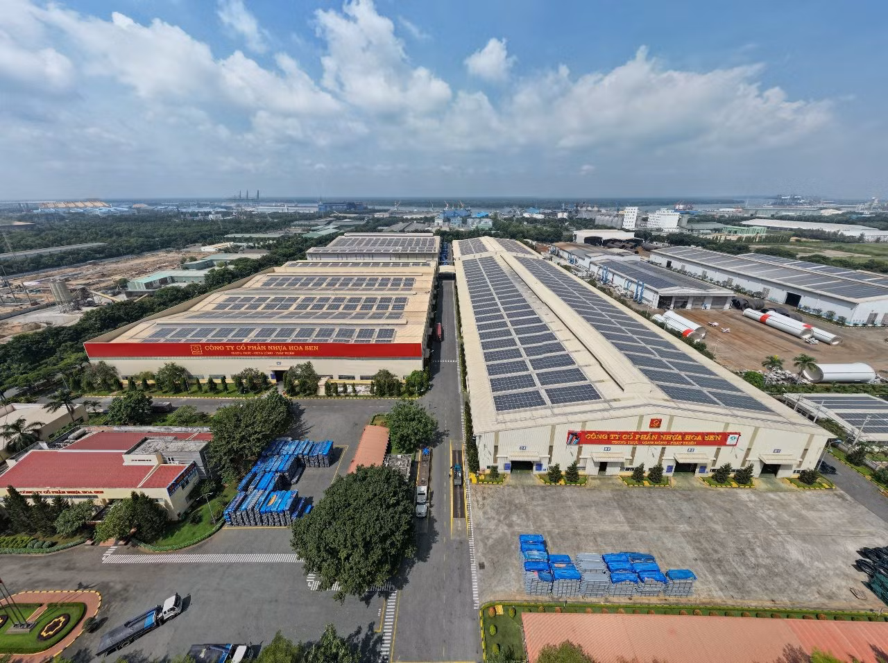 Tập đoàn Hoa Sen và Sp Group hợp tác phát triển bền vững năng lượng sạch -0