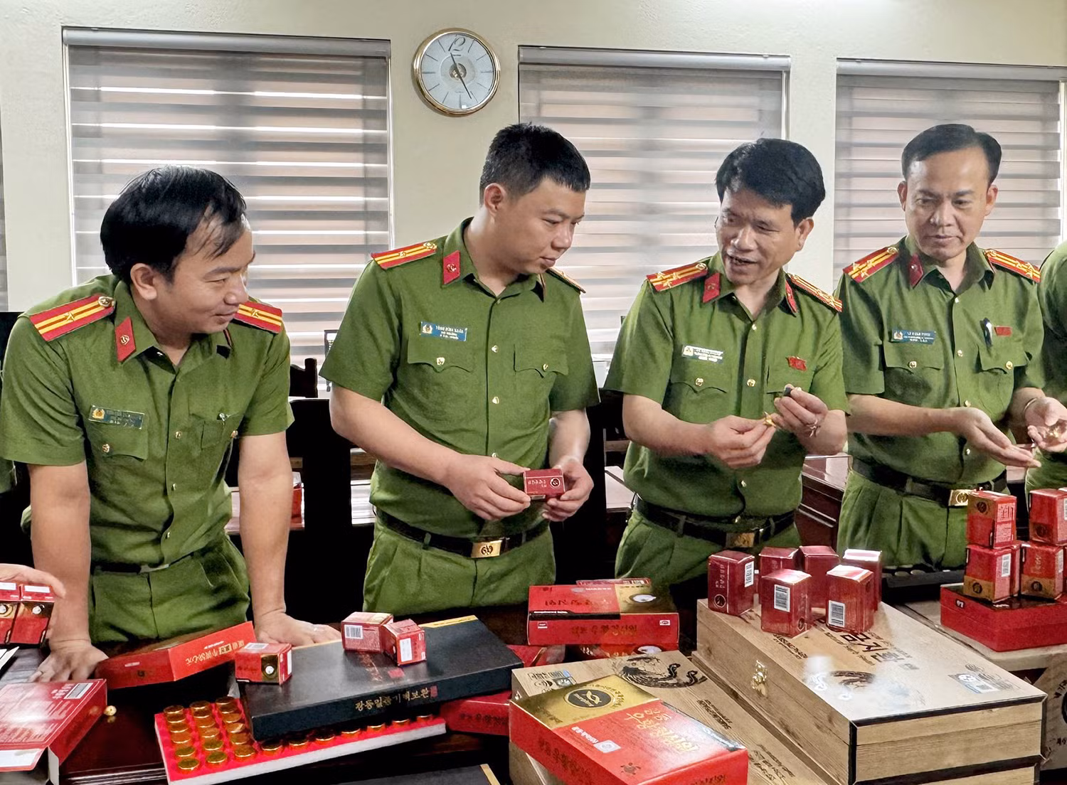 bai 21 6 tran thang 3.jpg -0
