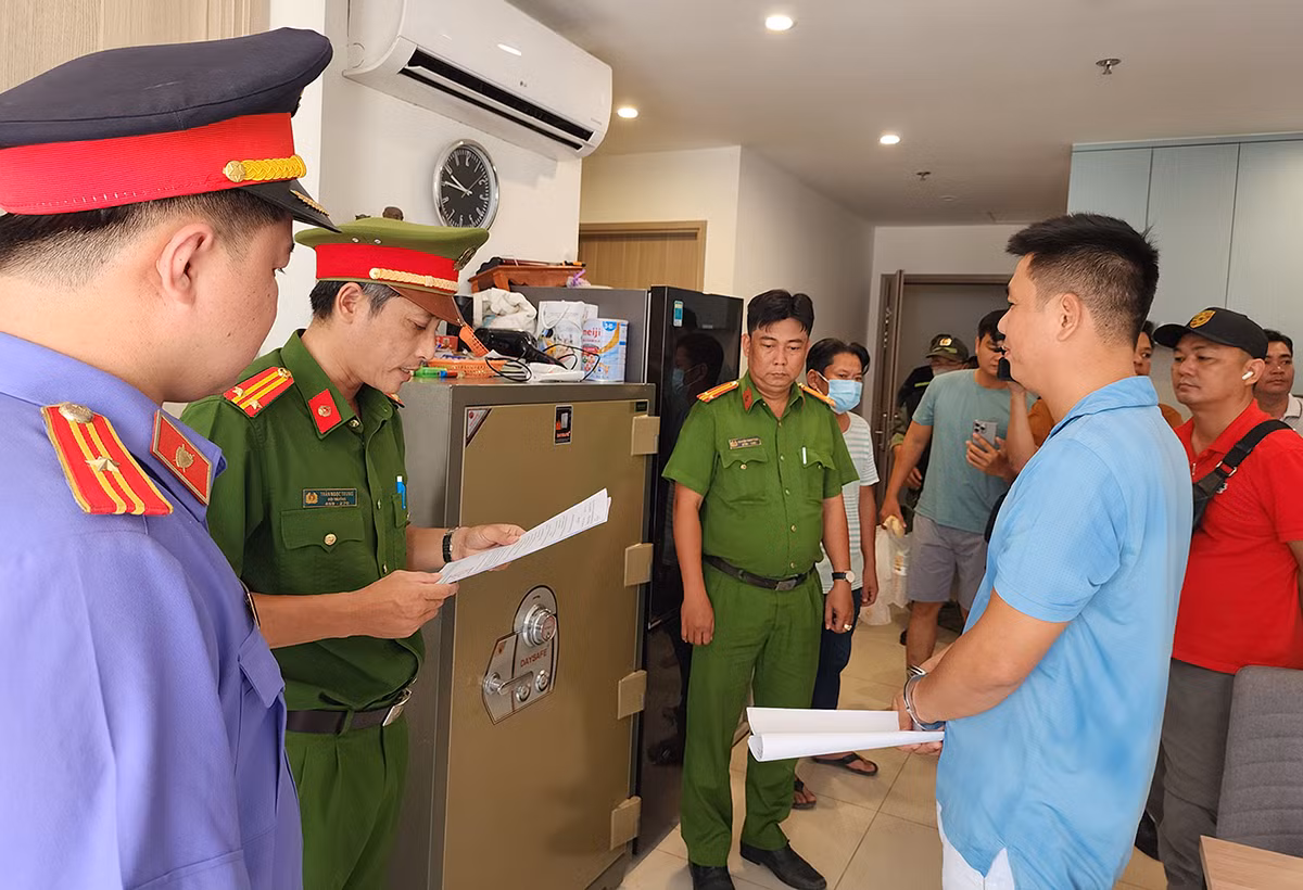 Theo chân Ban Chuyên án bắt giữ nhóm đối tượng “vẽ” dự án, bán đất rừng Phú Quốc -0