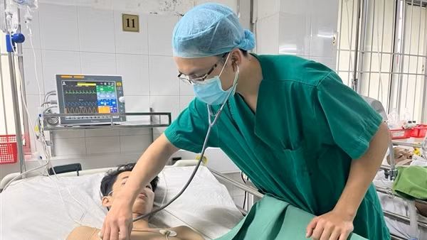 Cứu sống bệnh nhân bị dập đa nội tạng do tai nạn giao thông