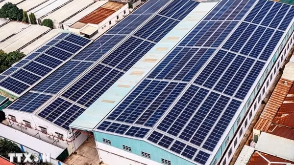 Nghiên cứu tiêu chuẩn trụ sở công sở xây dựng mới phải có thiết kế mái nhà cho điện mặt trời