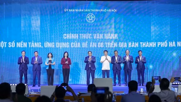 Thủ tướng chỉ đạo triển khai hiệu quả Đề án 06: "Chỉ bàn làm, không bàn lùi"