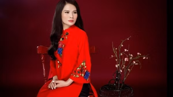 Ca sĩ khiếm thị có đĩa hát bán chạy nhất thế giới ảnh 2