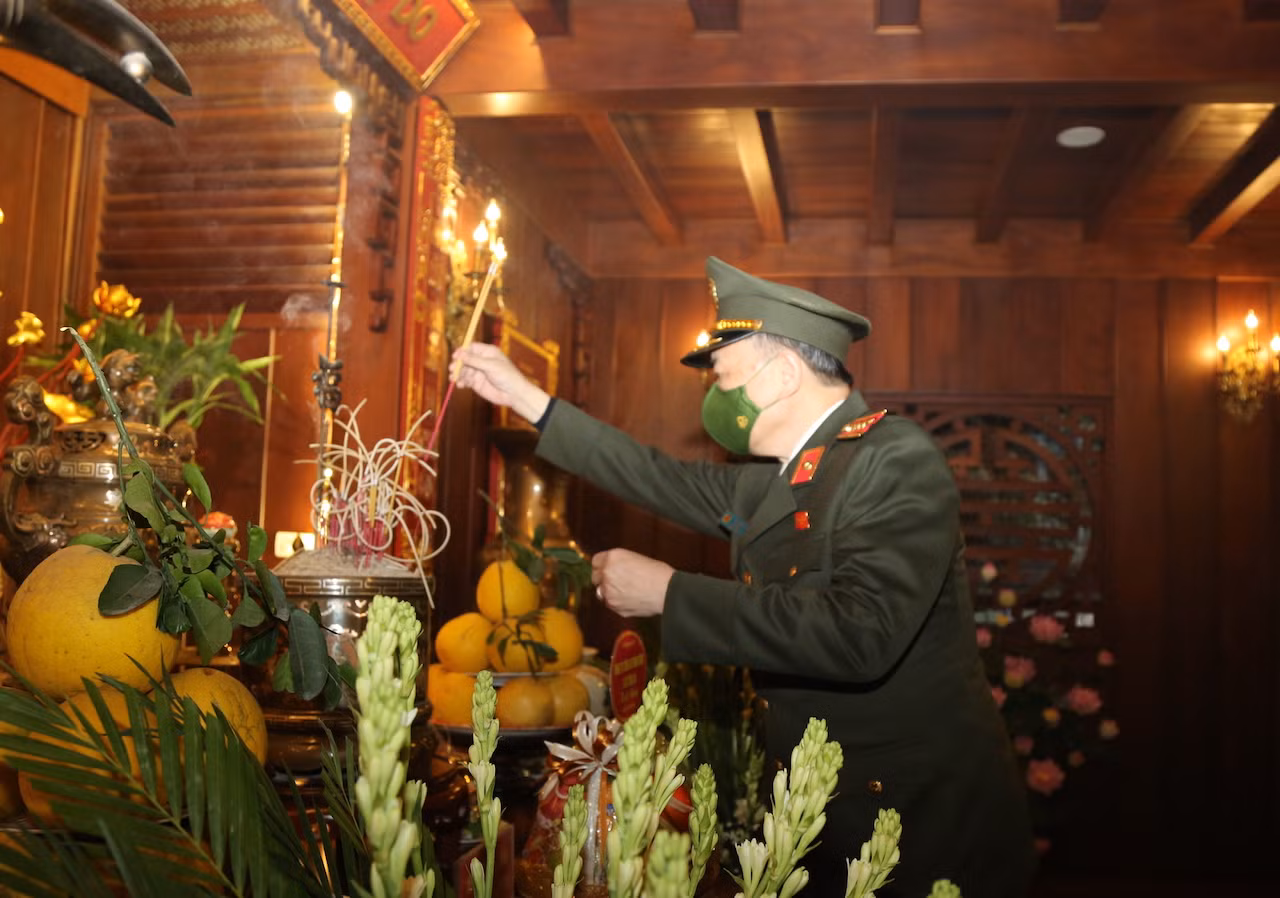 Đảng ủy Công an Trung ương, Bộ Công an dâng hương tưởng niệm Chủ tịch Hồ Chí Minh -1