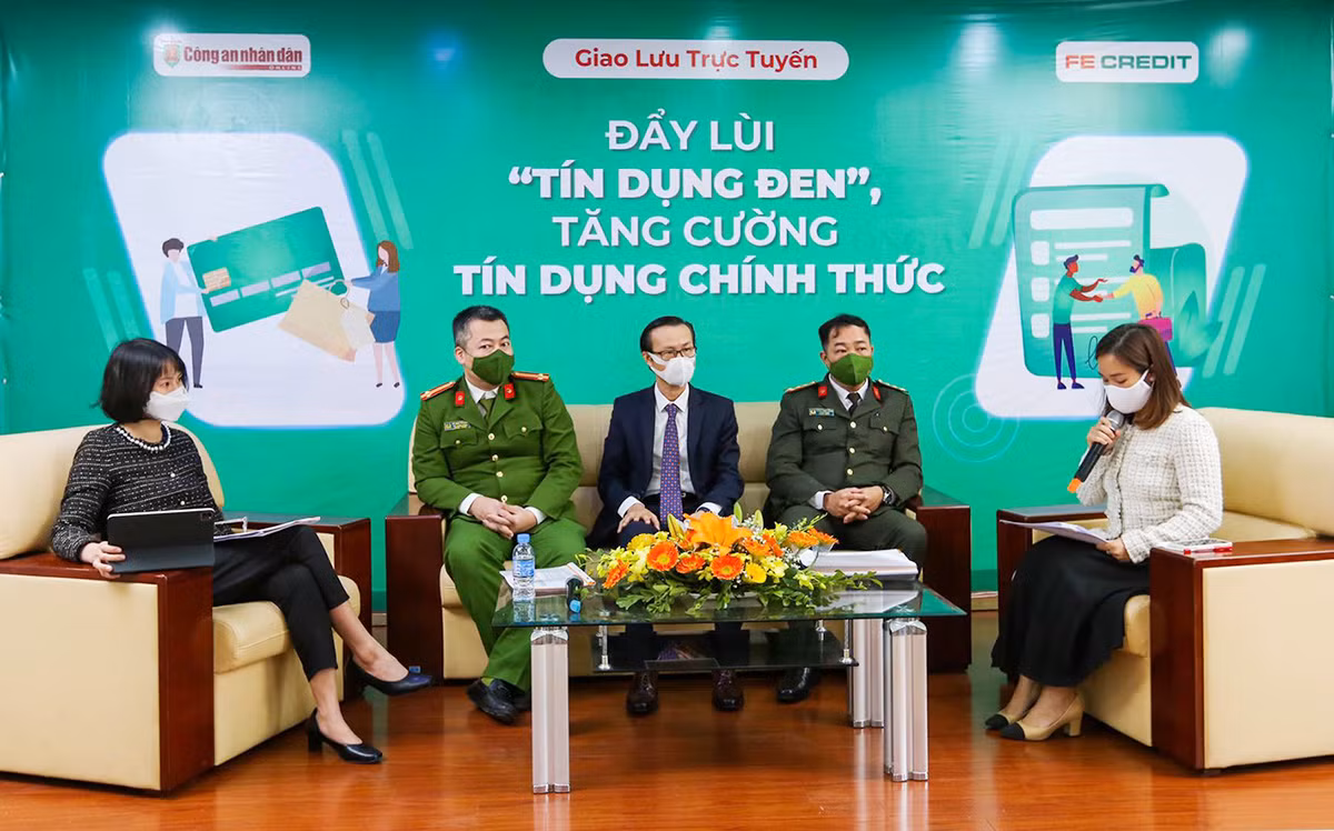 Giao lưu trực tuyến: “Đẩy lùi “tín dụng đen”, tăng cường tín dụng chính thức