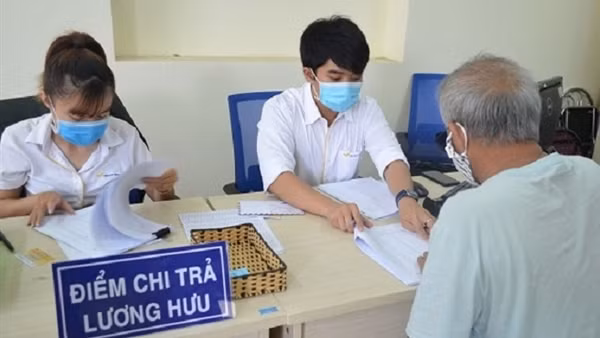 Tăng cường sự lãnh đạo của Đảng &nbsp;với công tác bảo hiểm xã hội, bảo hiểm y tế