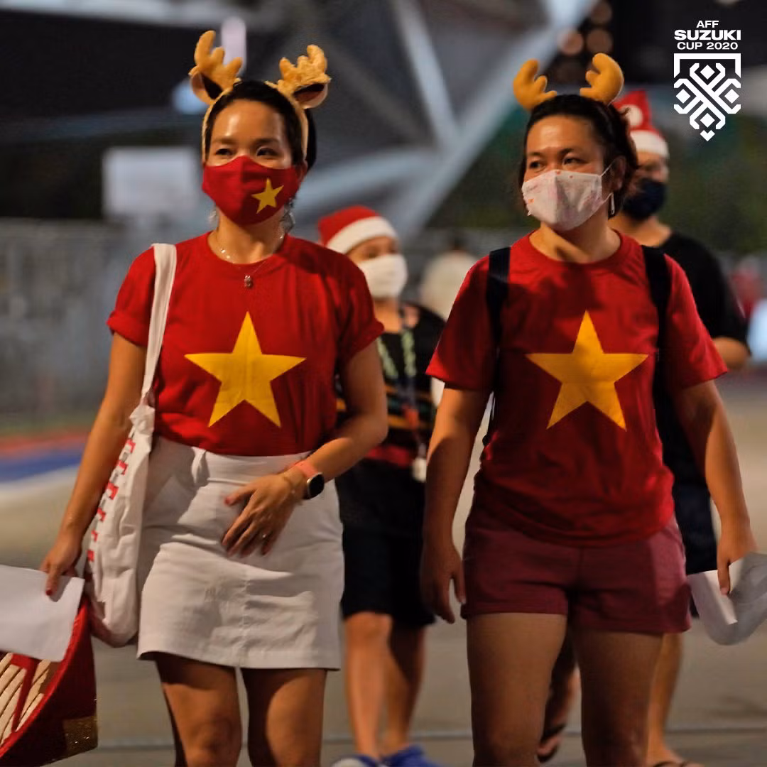 fhssuaramaus3yp.jpg -0