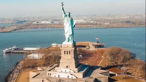 Nữ thần Tự do 135 tuổi