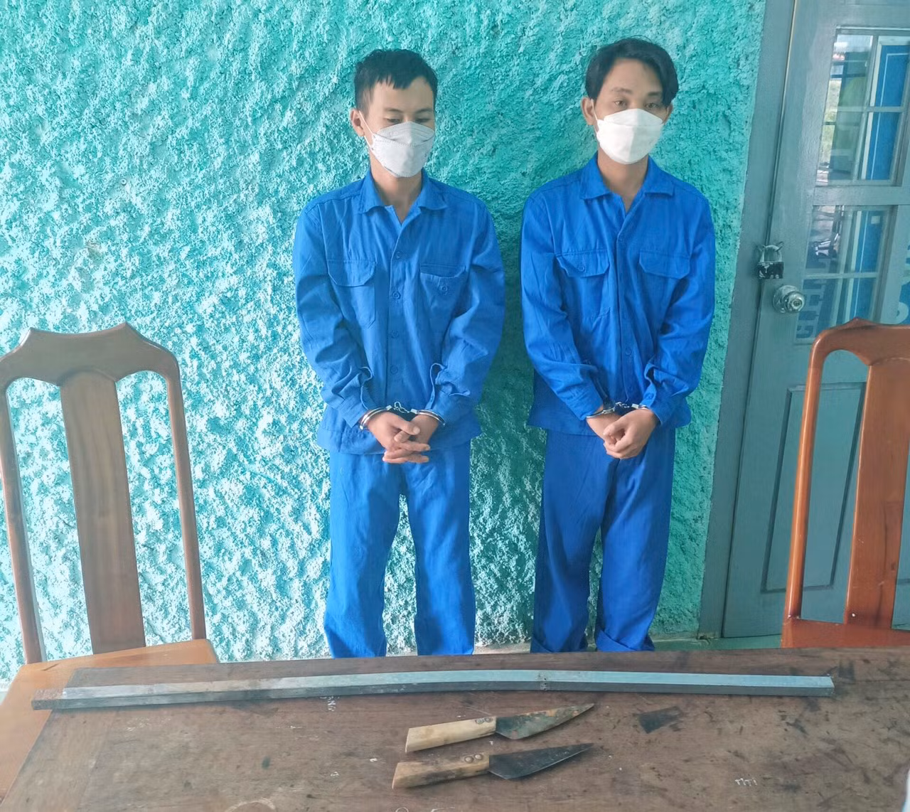 2 dt cung hung khi.jpg -0