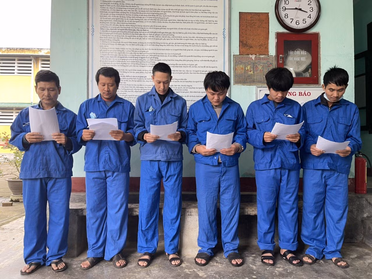20.000 giấy tờ giả bị phát hiện như thế nào? -0