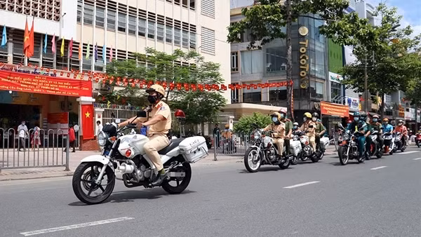Bài 1: Đảng bộ Công an Trung ương gương mẫu, đi đầu thực hiện Nghị quyết Đại hội XIII
